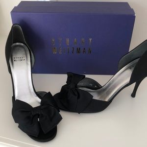 New Stuart Weizmann Black Bow Shoes size 10